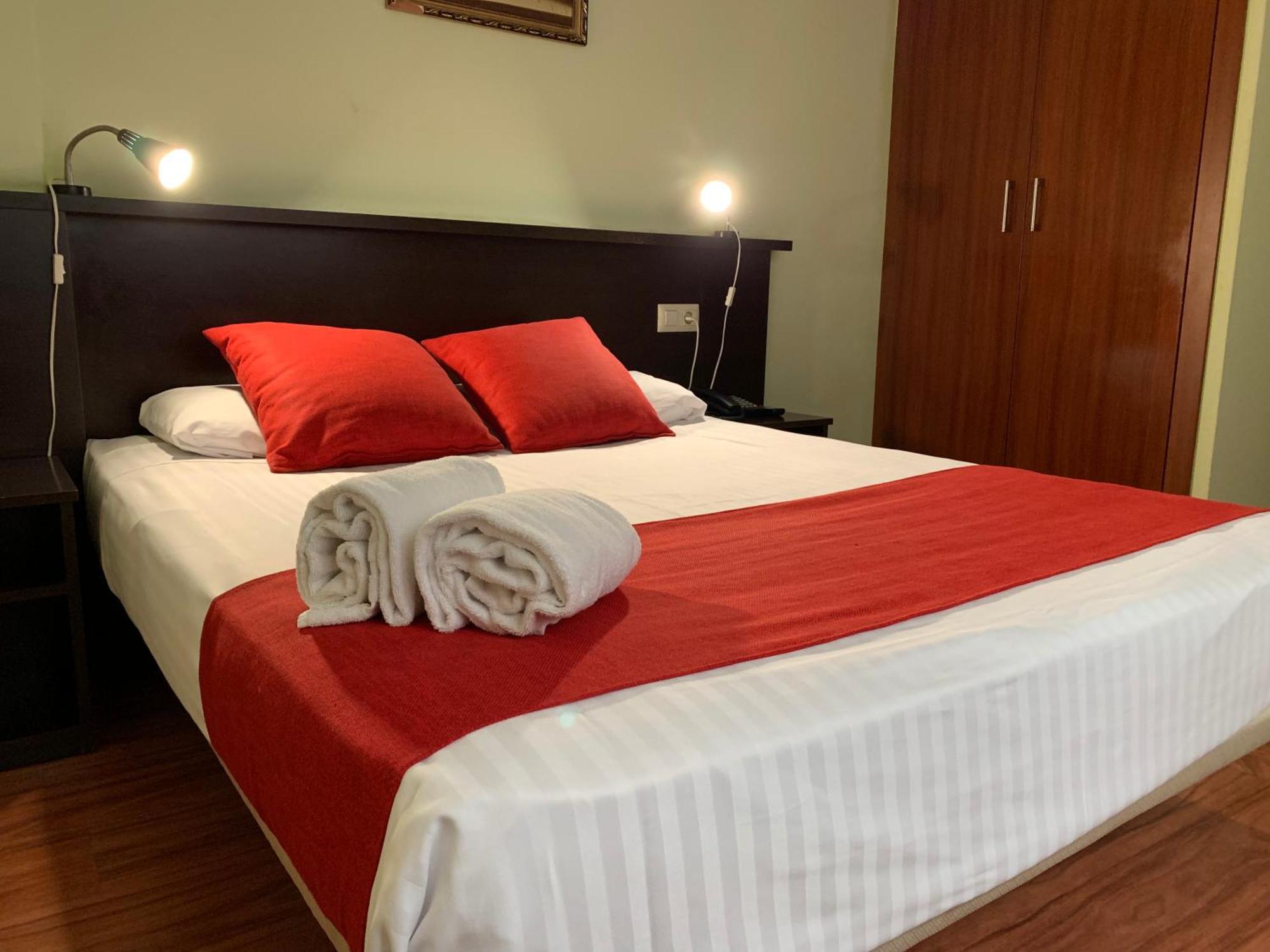 Hostal Hotil Coruna Centro A Coruna Luaran gambar