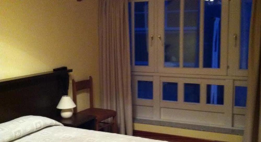 Hostal Hotil Coruna Centro A Coruna Luaran gambar