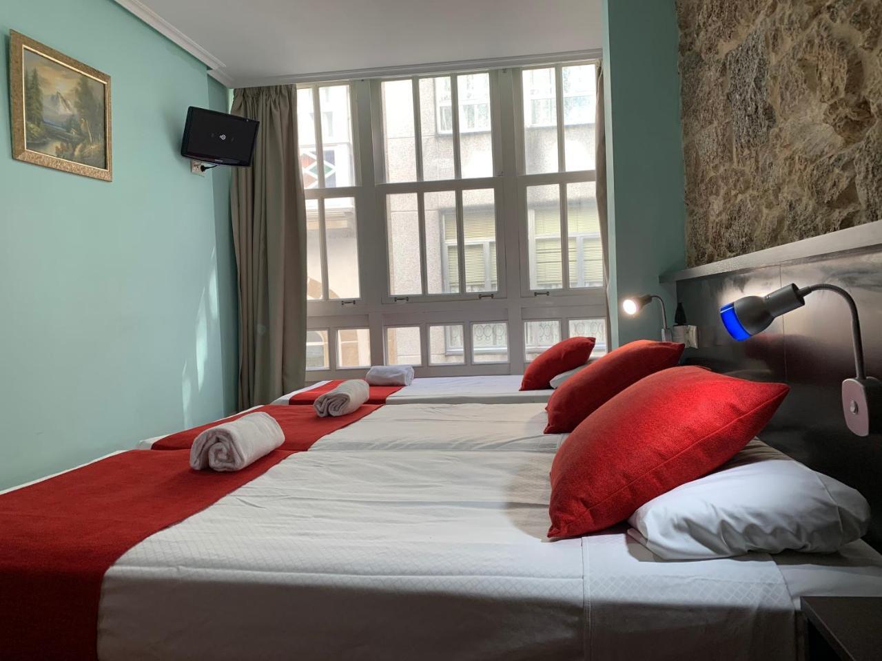 Hostal Hotil Coruna Centro A Coruna Luaran gambar